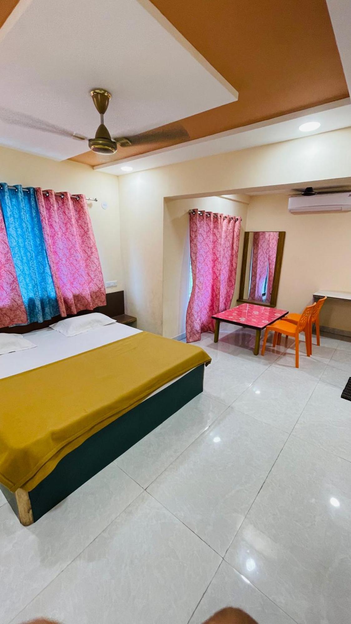 Devka House Hotel Daman Ngoại thất bức ảnh